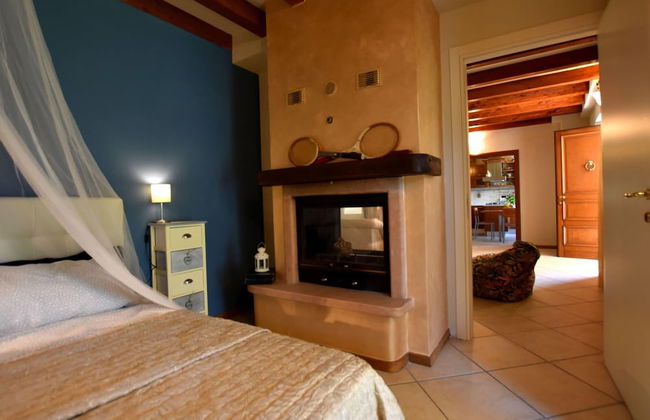 Flat in Villa, With Garden, Barbecue - Photo 3