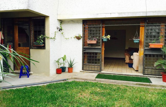 Large And Cosy Apartment With Private Garden - Photo 19