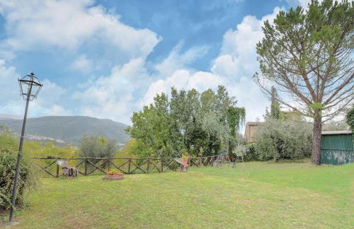 Scenic Stay in Restored Retreat - Foto 70