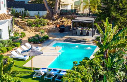 VACATION MARBELLA I Villa Azahar Retreat, Paradise for Golfers, Private Heated Pool, Close to the Best Beaches and High-end Restaurants - Photo 47