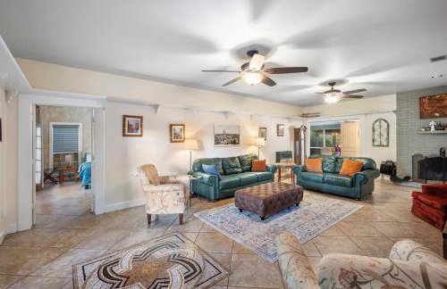 Waterfront & Pet-friendly 3-Acre Home with fire-pit - Photo 3