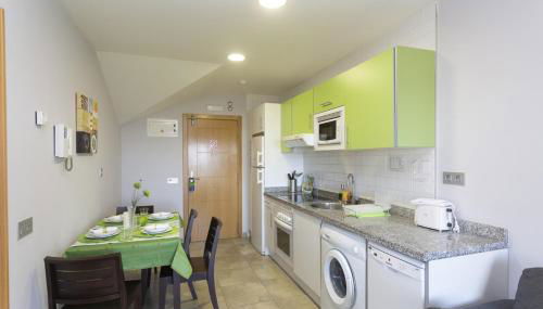 Apartamentos Turísticos Playa de Tapia - Foto 5