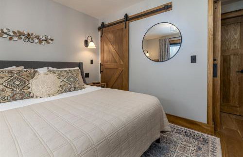 Modern 2BR Cabin w Hot Tub Near Carbondale - Foto 26