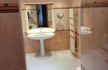 Maisons de Familles Vacation rental with pool spa and Mont-Saint-Michel - Photo 26