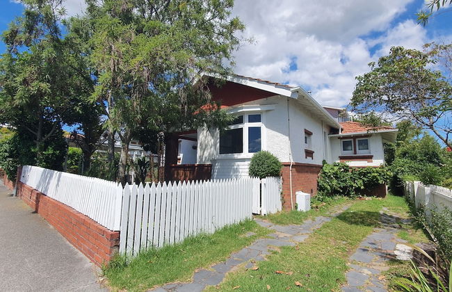 Bright and Modern Oasis in Kingsland - Foto 47