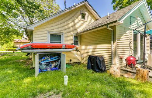 All-Season Vernon Township Lake House Retreat! - Foto 19