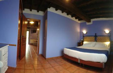 El Canchal de la Gallina -Cafetería -Aparcamiento gratis - Jacuzzi - Piscina de agua caliente abierta desde el 28 de Marzo - Foto 19