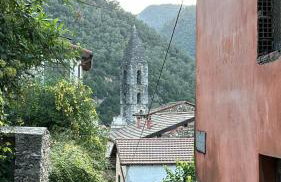 Iconic Italian Townhouse w Rooftop Terrace & Mountain View, Pigna - Foto 34