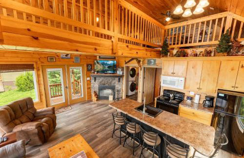 Eagles Nest Cabin with a private hot tub - Foto 7