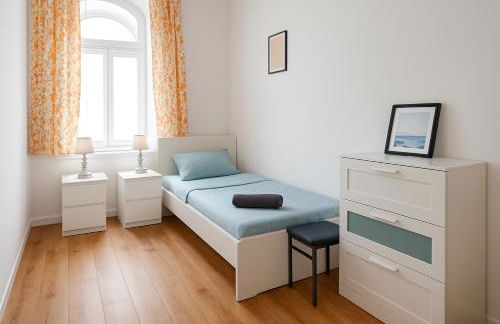 Monteurszimmer Move-in2Stay - Einzelbetten, Smart TV, Wifi - Foto 6