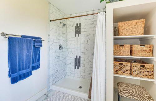 Grill Out, Play Pool Huge Home on Lake Champlain! - Foto 23