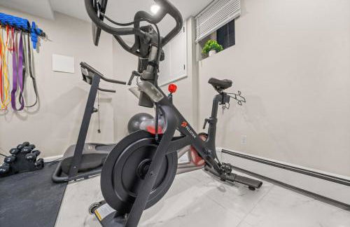 5MIN walk NYC Train Massage Chair Sleeps 12Plus - Foto 39