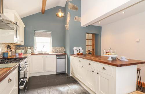 Swallows Nest - Photo 13