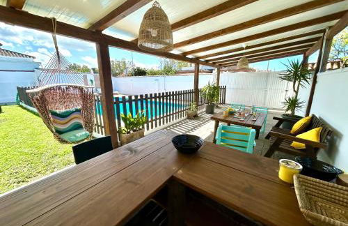 GATU Villa Serena piscina privada mayores de 25 años y familias - Foto 32