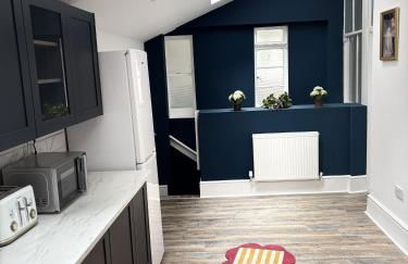 The Newcastle Residence Cozy & Modern Flats in The Park Estate - Photo 23