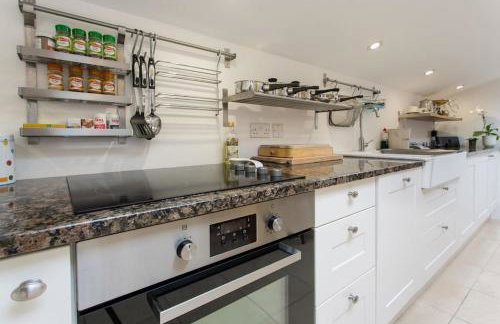 The Snuggery - Photo 5