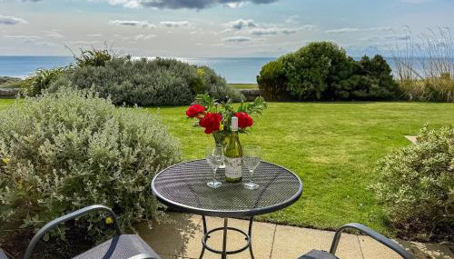 No4 The Links Apartments - Photo 5