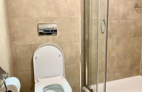 Ibiza Royale -Sleeps 6-Free Parking -Wi-Fi - Foto 49