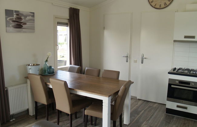 Well Furnished Chalet Near Brunssummerheide - Foto 17