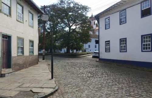 Casa próxima ao centro de convenções da UFOP - Foto 17