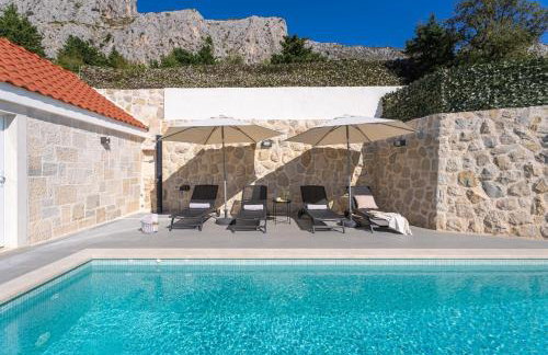 Villa KING with private pool with hydromassage, 4 bedrooms, 3km from sea and town Omiš - Foto 34