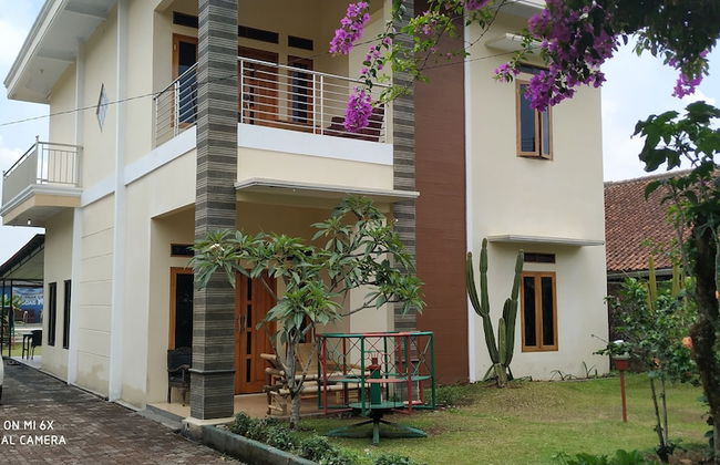 Villa Pribadi Beunying 35 pax - Foto 17