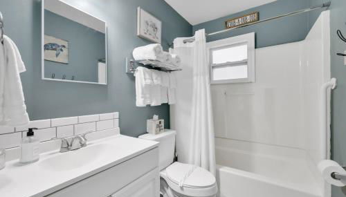 Nature Coast Getaway #3 - Charming 2 Bedroom - Foto 5, towels, Shower