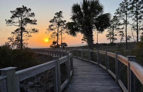 New 5BR Beach Access Heated Pool Free Golf Cart Game Rm - Foto 67