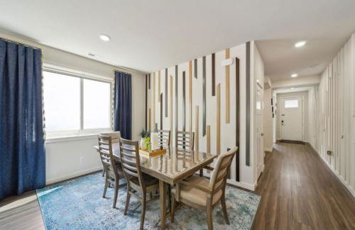 Serene Port Orchard Retreat - 3BR 3BA with Trails and Amazing Views - Foto 7