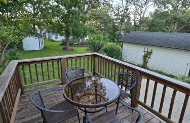 Elena's Lake Cottage - A Cozy Lake Getaway - Foto 10