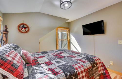 Burton on the Rocks Lake Retreat with Hot Tub! - Foto 19