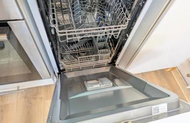 Apartment with AC, full kitchen, self check in, parking, 8 min to SAP campus, Wi Fi - Foto 75