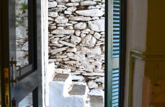 Hidesign Athens Traditional Stone House in Kea's Port - Foto 24