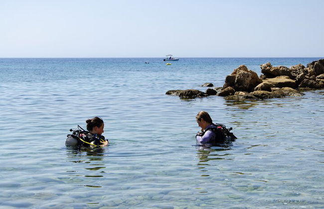 Immersioni subacquee per principianti ed esperti a Pefkos Lindos - Foto 7