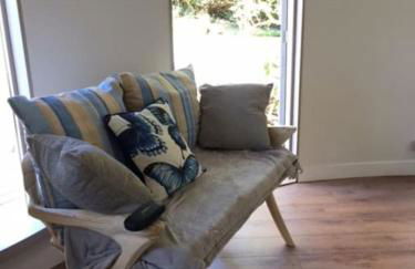 The Roundhouse - Unique space nestled in the trees - Photo 9