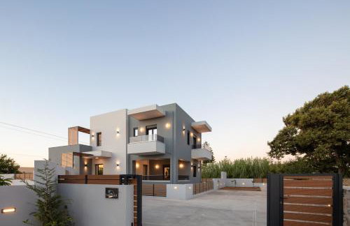 Sunnyside Villas, Just Steps to the Beach & Restaurants, By ThinkVilla - Photo 68