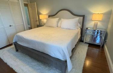 Spacious Naples Lakefront Pool Home Minutes from Downtown! - Foto 24