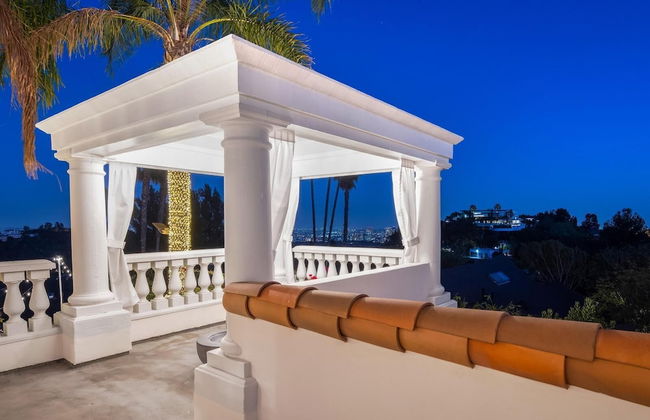 Stradella Spanish - Contemporary Mediterranean Estate w/ Resort-style Yard - Photo 42