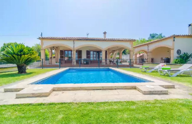 Ses Covetes - Villa With Private Pool In Petra - Photo 15