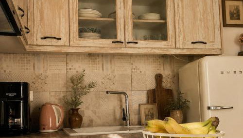Klima Beach House Walk to Sea Easy Stay - Photo 4, stove