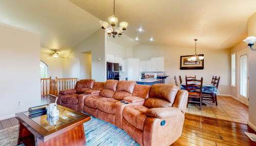 Hike, Golf and Explore Driggs Home with Patio and Grill - Foto 4