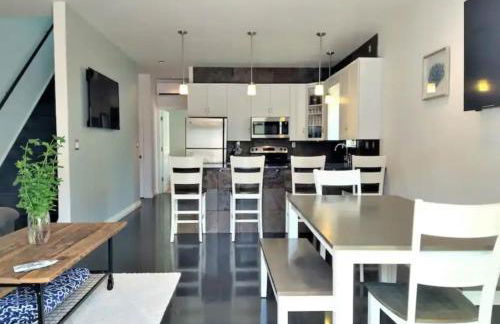 Vista Villa - 3 Bedrooms with Roof Top Deck! - Foto 10