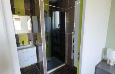 Maison récente à côté du Casino et de la baie du Kernic - Foto 24