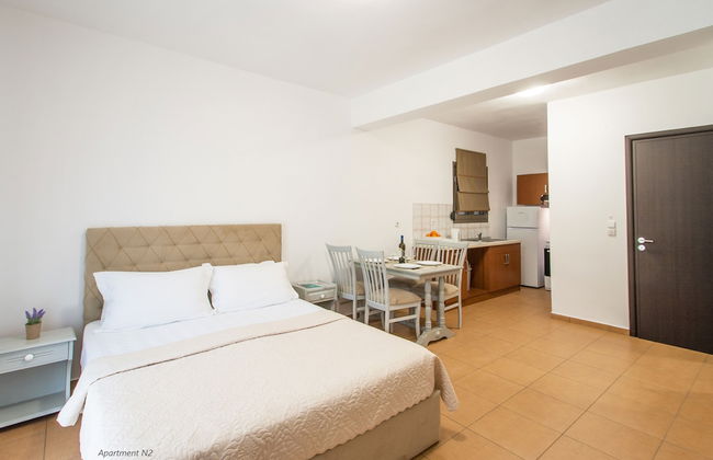 A & A Apartments - Photo 17