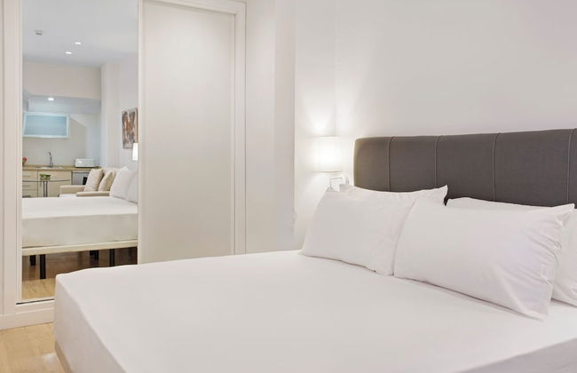 Apartamentos Metrópolis Sevilla - Photo 15