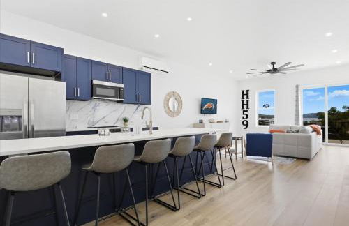 Expansive Deck, Private Dock, Boat Slip and Stunning Views - Foto 11