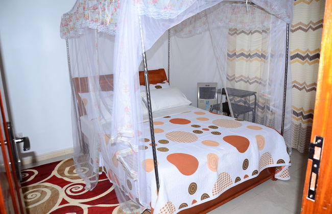 Muyenga Vacation Home - Photo 16