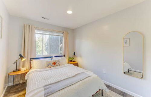 Modern 4BD home in Ballard with A/C, pet-friendly - Foto 32