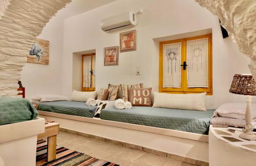 Ioulis Century Home - Photo 34