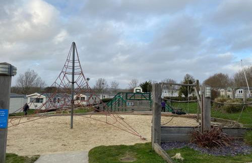 Modern & Homley 3BR Caravan - Foto 9